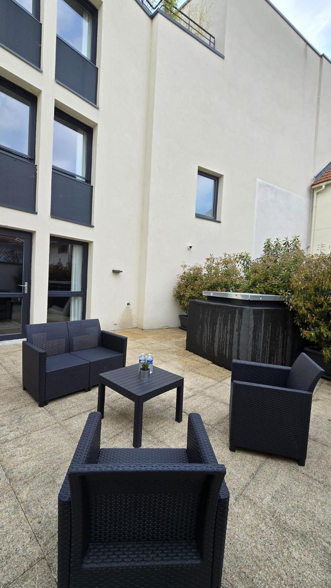 Residence Du Parc Vanves - Rooftop & Climatisation Extérieur photo